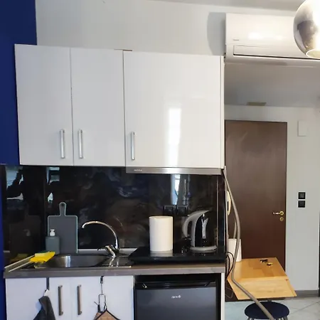 Railway Area Parking Apartament Saloniki