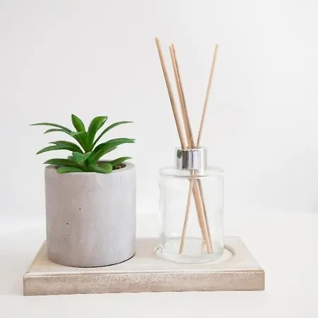 Διαμέρισμα Railway Area Parking *